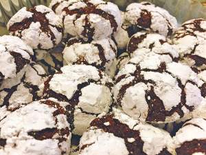 Chocolate Crinkle Cookies